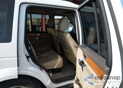 2011 Land Rover Lr4 z USA, uszkodzony, nr VIN SALAG2D44BA591948